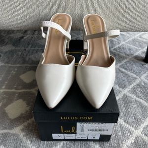 Maryna Off White Pointed-Toe Mules